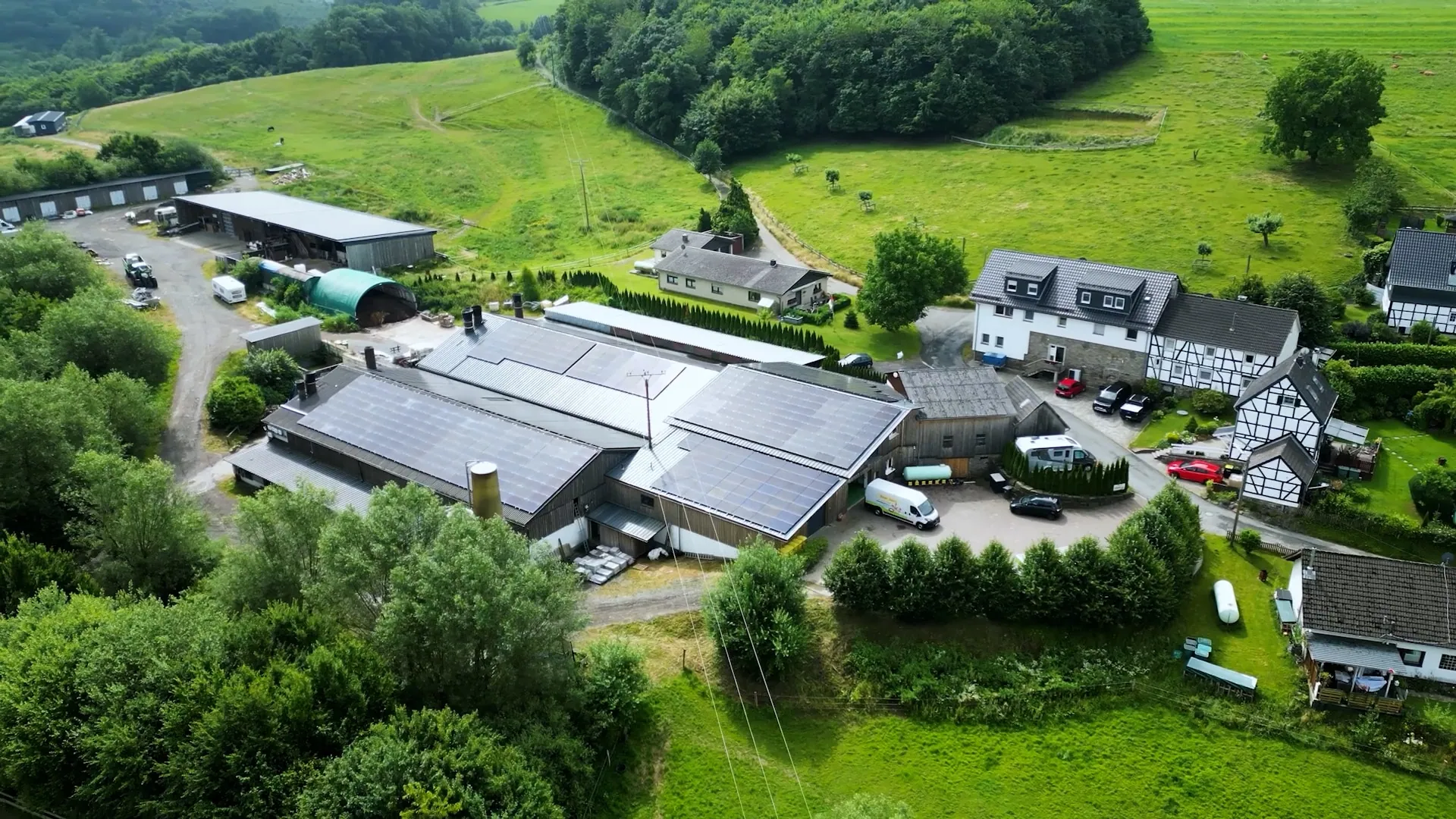 Bauer Jansen Landwirt Portrait: Szene aus dem Videoprojekt Bauer Jansen, Marketing-Auftritt für Freiland-Eier von NEXAS Media