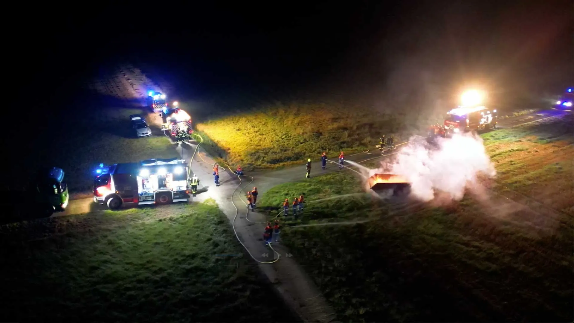 Feuerwehr Team Portrait: Szene aus dem Videoprojekt Recruiting Feuerwehren Idstein, Wörsdorf, Walsdorf, Heftrich von NEXAS Media
