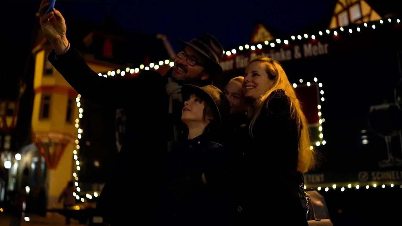 Herzberg Truck Detail: Szene aus dem Videoprojekt Kinospot Getränke Herzberg in Merenberg von NEXAS Media