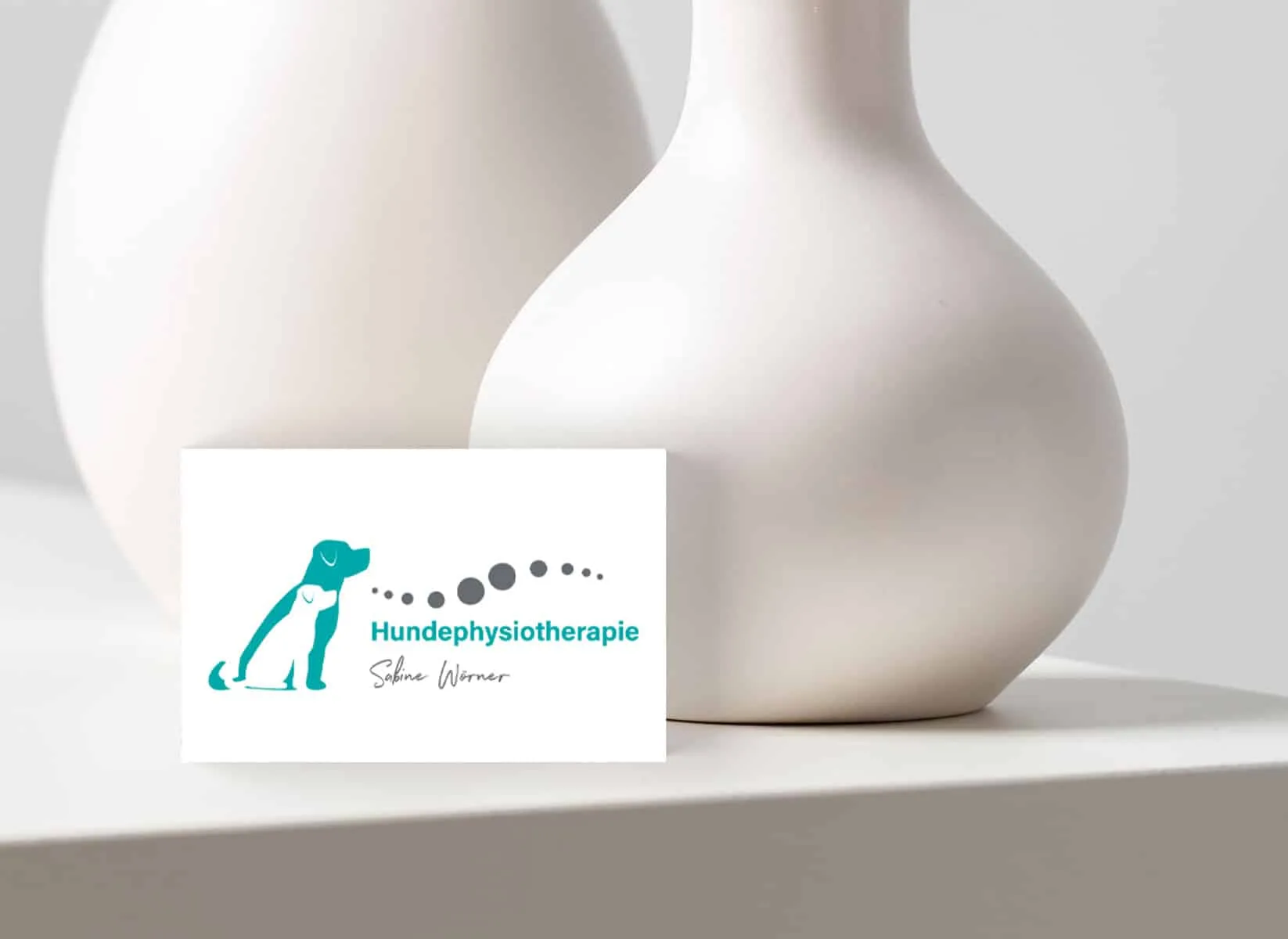 Logo-Design für die Hundephysiotherapie Sabine Wörner, Referenz von NEXAS Media.