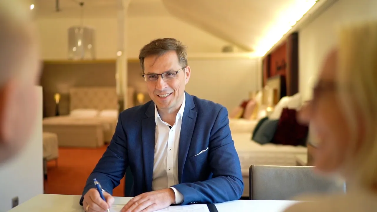 Videoposter: Imagefilm Betten Günther, Imagefilm-Referenz von NEXAS Media